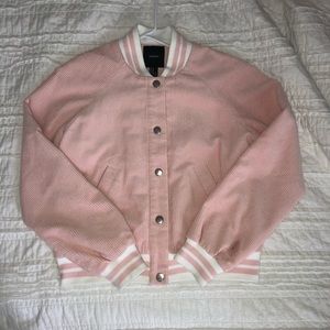 Light pink boomer jacket!